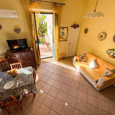 Porta Messina Terrace *