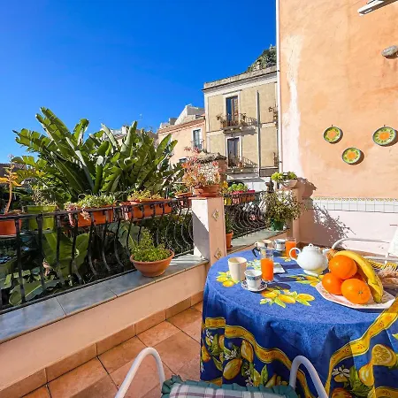 Porta Messina Terrace Taormina