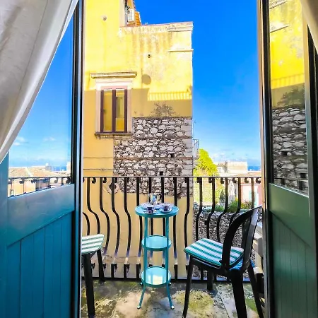 Porta Messina Terrace